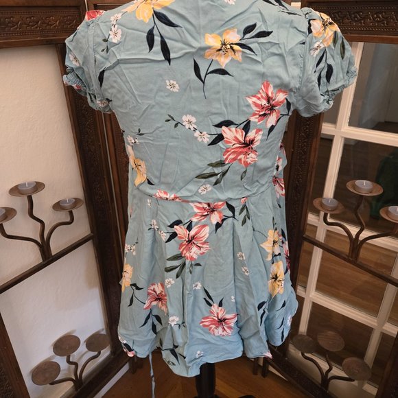Tobi Floral Faux Wrap Top, Sz XS - Picture 2 of 10